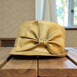 Stylish Vintage Tan Bow Hat